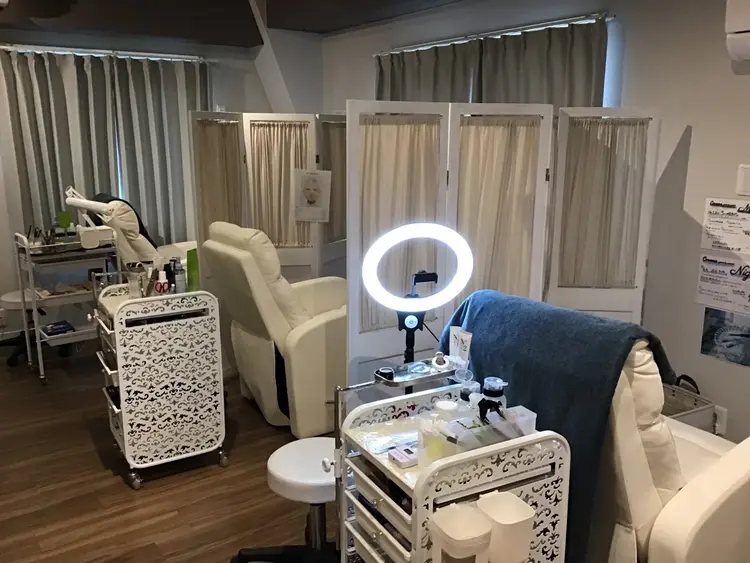 WHITE EYE 栄の内観・外観2