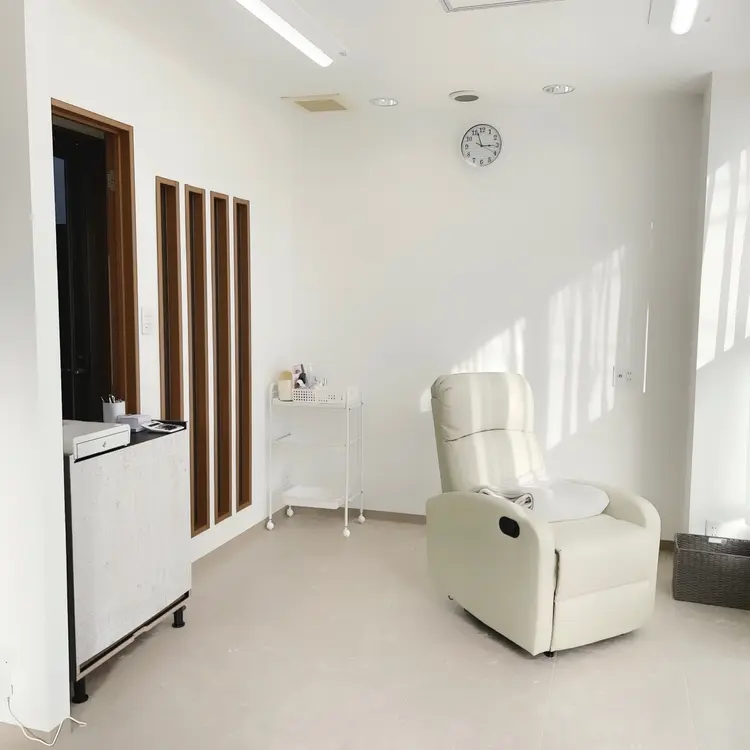 30分まつ毛パーマ専門店Swallow西宮北口店の内観・外観1