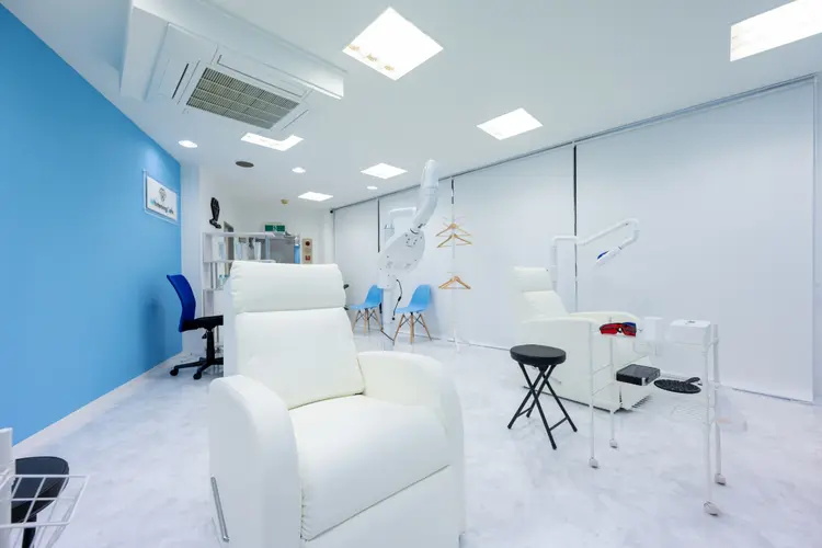 ホワイトニングカフェ川越店の内観・外観3