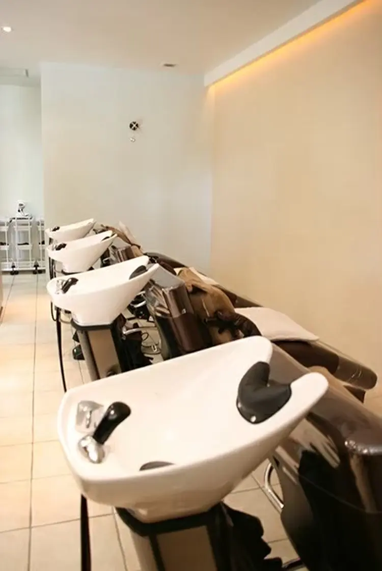 refre&care MICHI 幸町店の内観・外観2