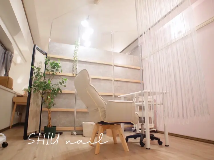 SHIU nailの内観・外観1