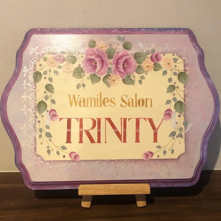 フェイシャルサロンTRINITYの内観・外観1
