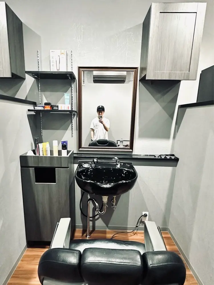 BARBER SHOP Sucut新宿の内観・外観2