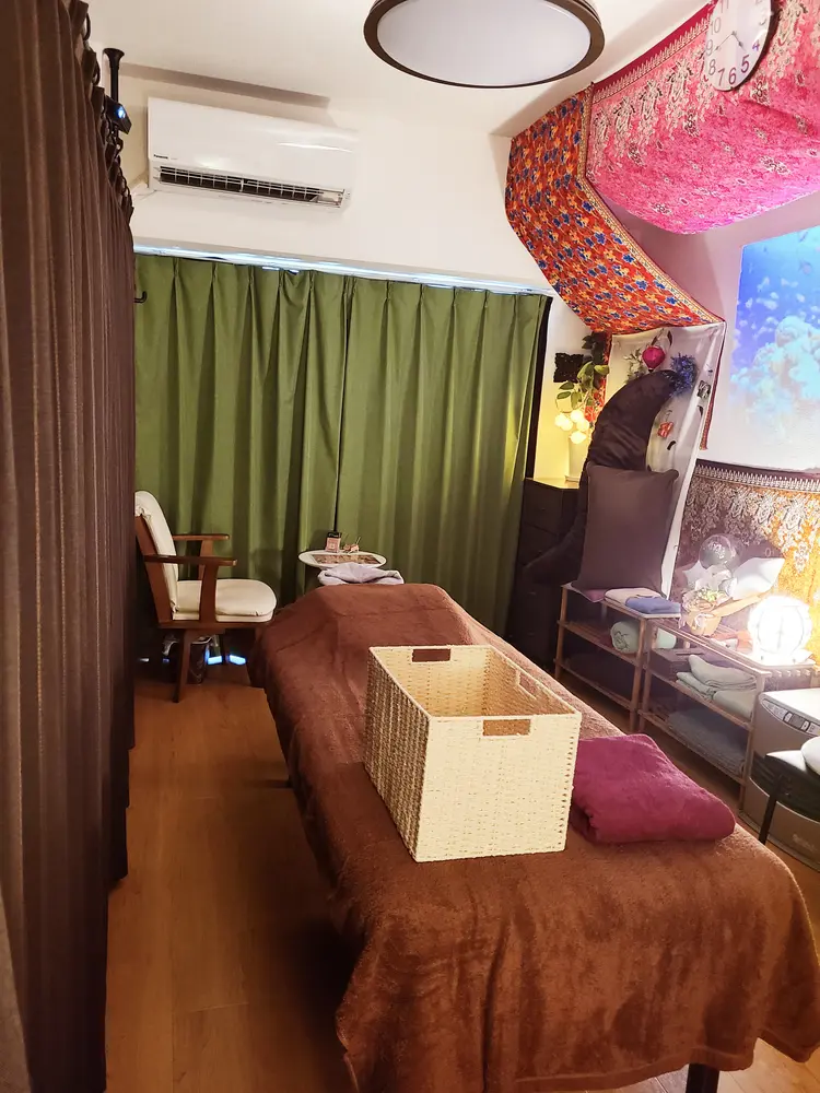 ほぐし家ヴァティーの内観・外観1