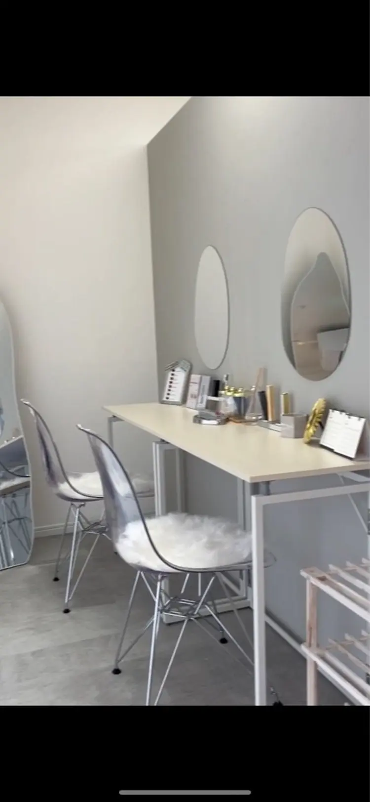 eyelash&nailsalon éleviの内観・外観2