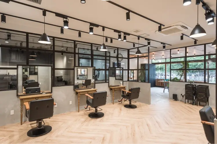 fiti東逗子店の内観・外観3