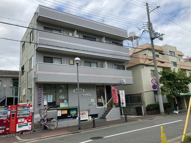 Salon de Fujitaの内観・外観1