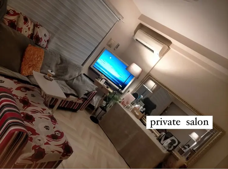 km　salonの内観・外観1