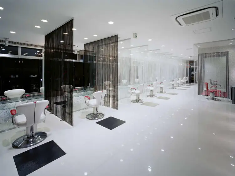 HAIR & MAKE EARTH 盛岡南店の内観・外観3