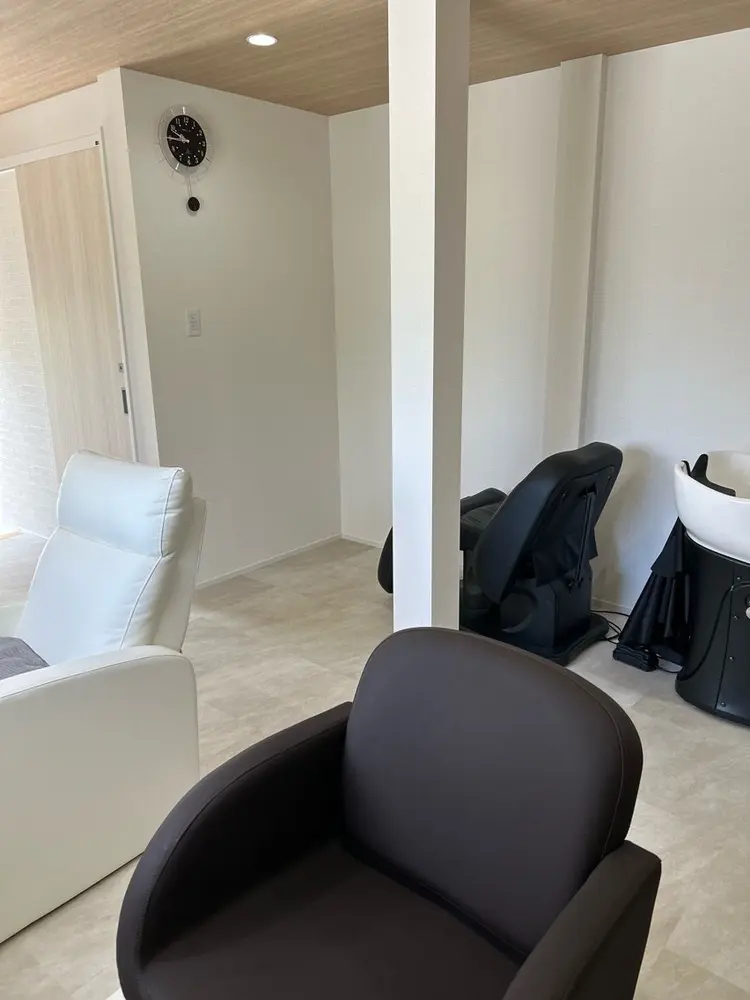 angel skin eyesの内観・外観2