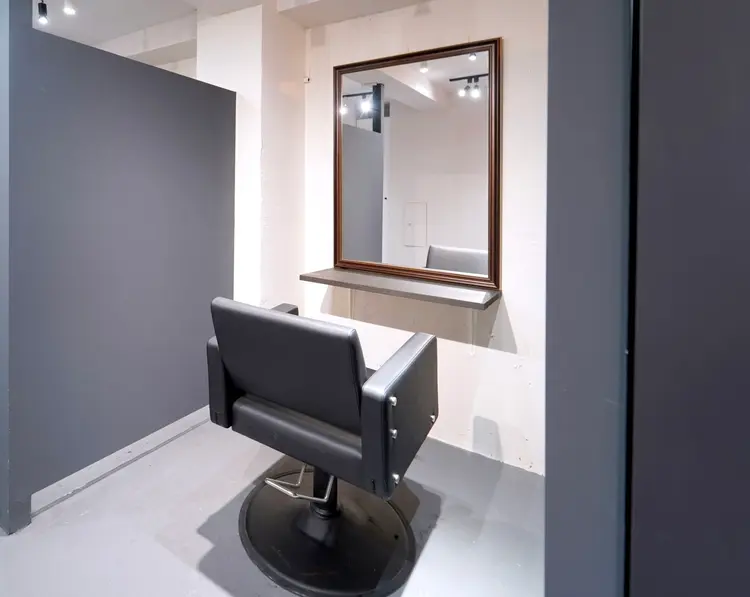 美容室TACETの内観・外観1