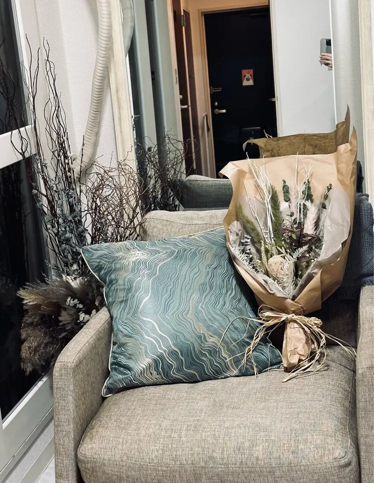 Uluの内観・外観1