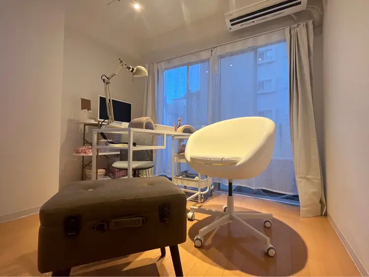 Brodia nailsの内観・外観1