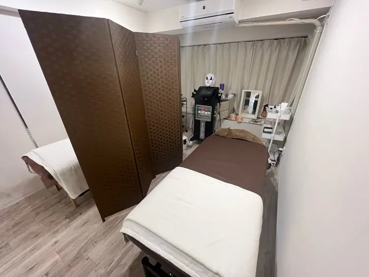 毛穴専門店Bébé 金沢片町店の内観・外観2