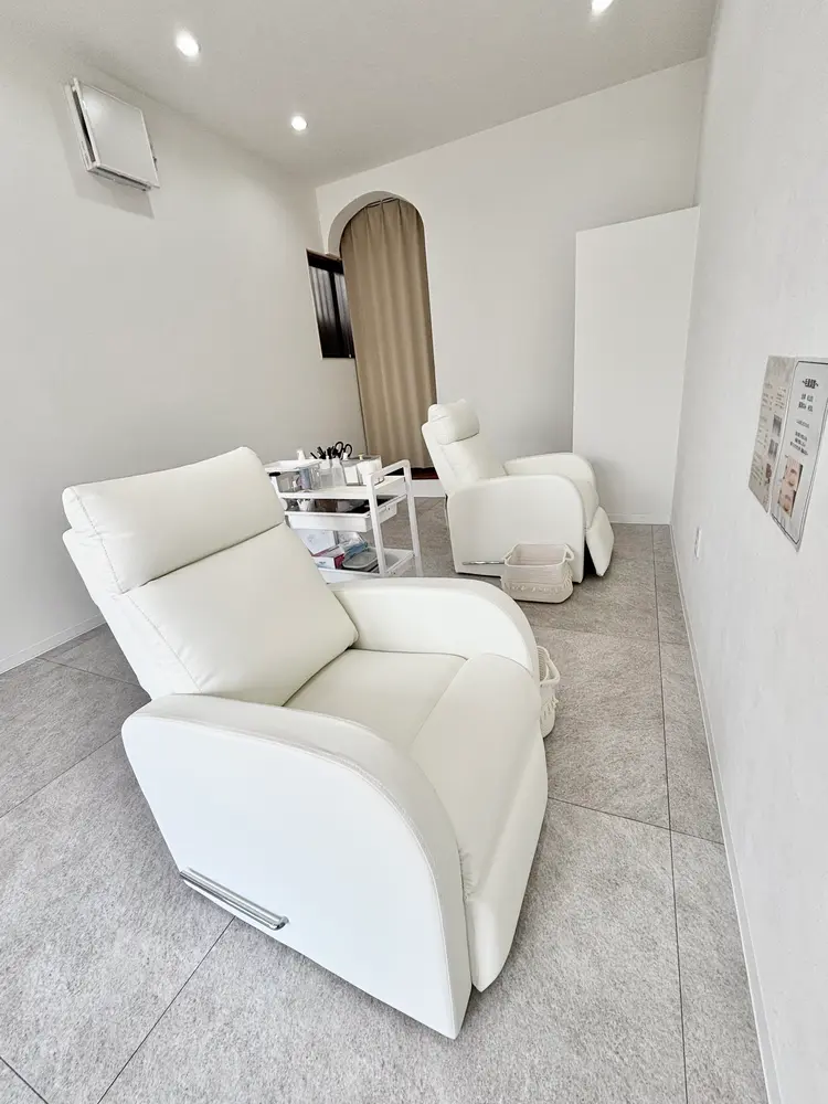 WHITE EYE堺北花田店の内観・外観2