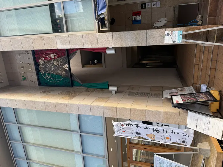 ELLAの内観・外観1