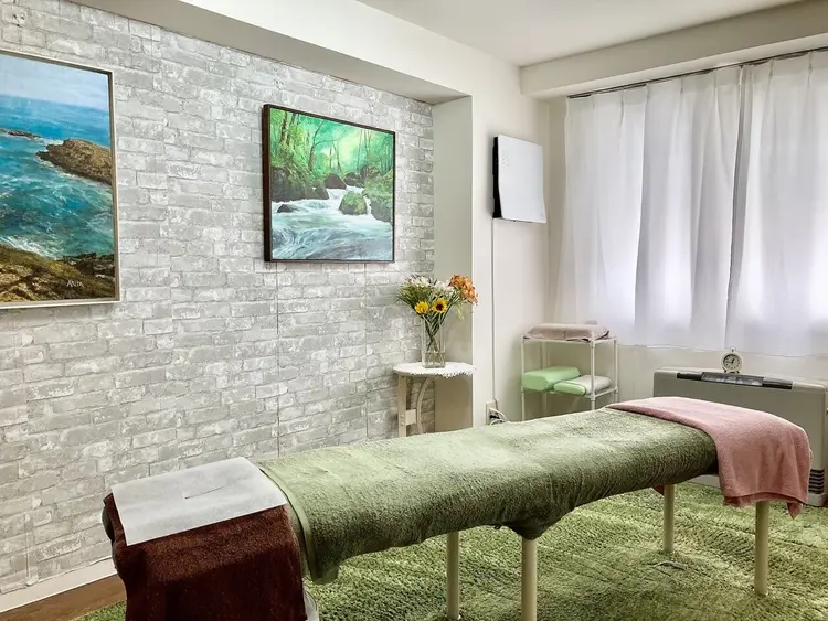 椎名亮  整体院の内観・外観1