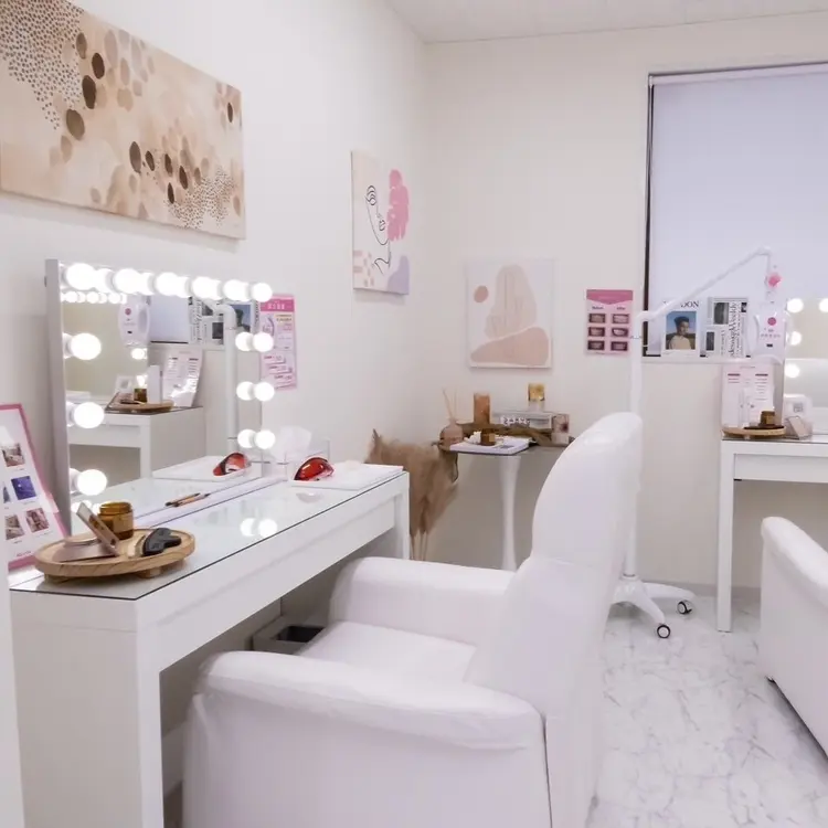 セルフホワイトニングサロン　エクシアホワイトニング東上野店の内観・外観1