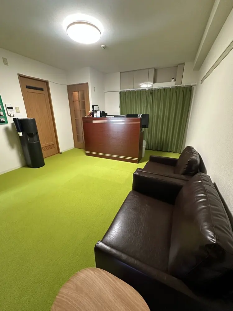 メンズ脱毛サロンRASHINDO大和店の内観・外観1