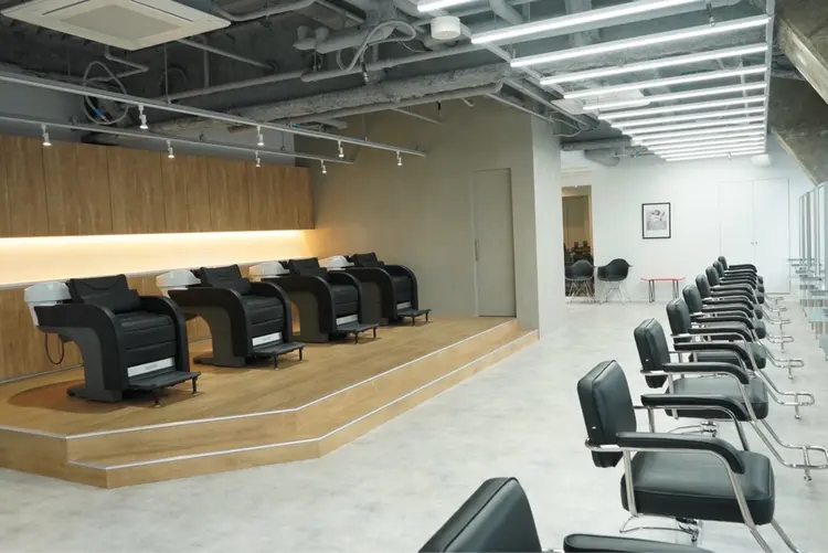 LUVISM by fifthの内観・外観2