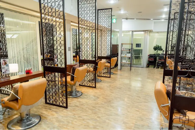 EDIT&千里の内観・外観1