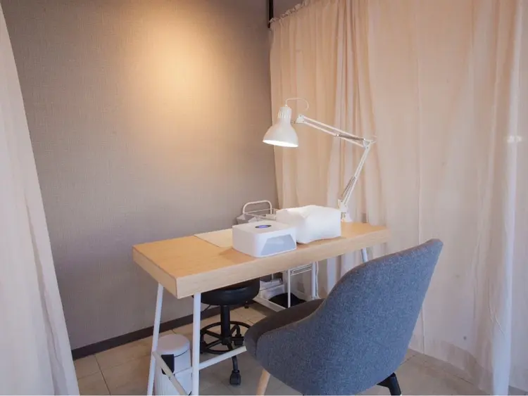 ネイルメゾン石川橋の内観・外観1