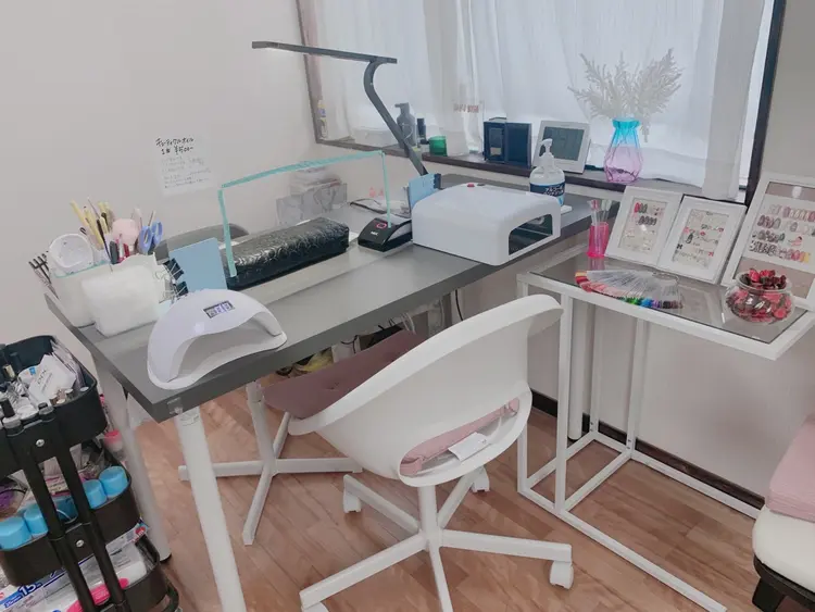 Ally's nailの内観・外観2