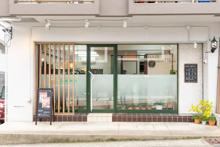 HAIR GENTIL【ヘア　ジャンティ】の内観・外観1