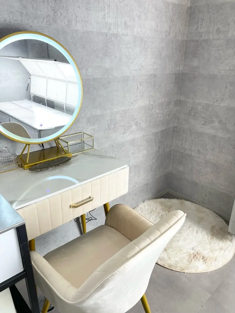 Lib face nail eyesの内観・外観2