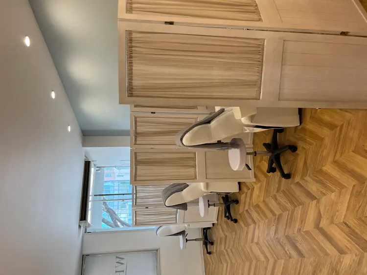 White eye堺東店の内観・外観1