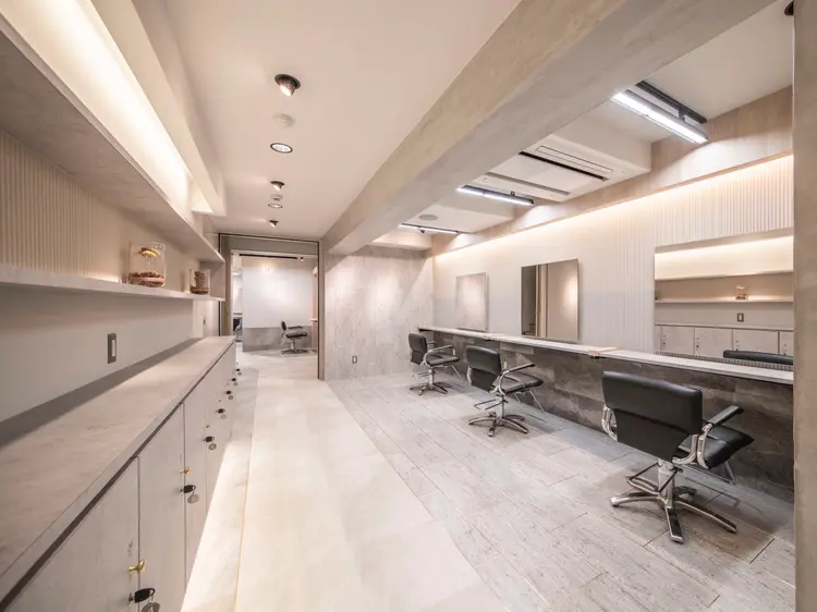 Eleanor spa&treatment 博多店の内観・外観2