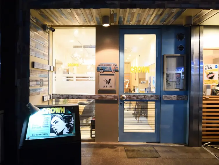 CROWN Organic hairの内観・外観1