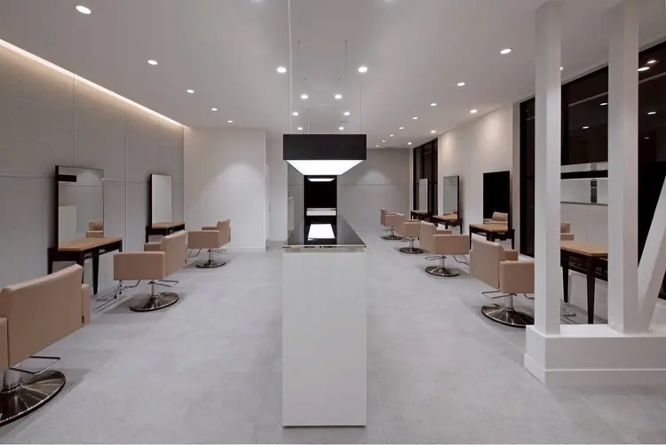 LIF by mirrortalkの内観・外観2