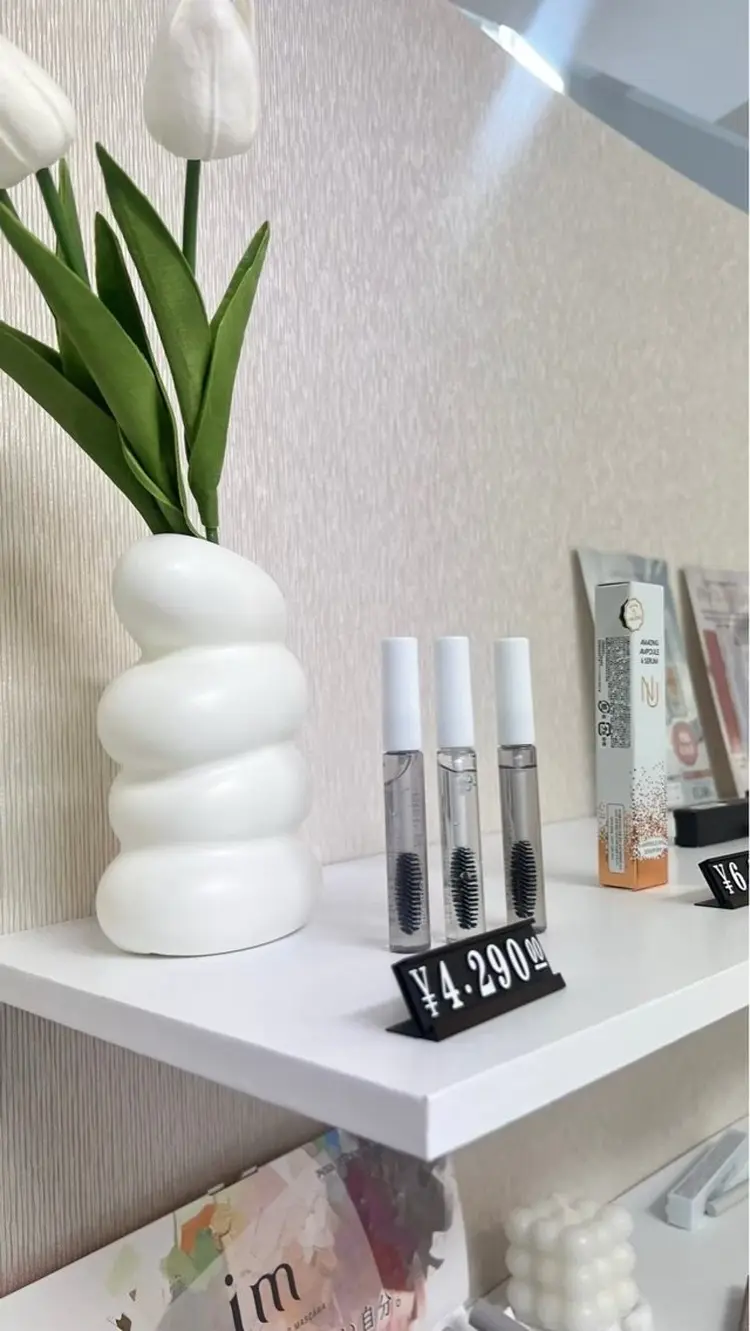 lof.岡山駅前店の内観・外観2