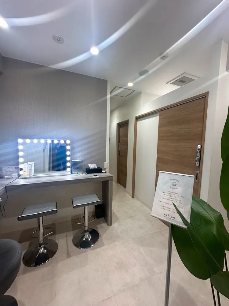 AZALEA 恵比寿店の内観・外観1