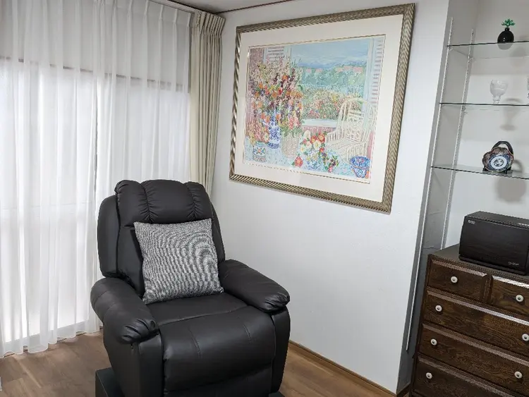 爪切り屋ぱちぱちの内観・外観1