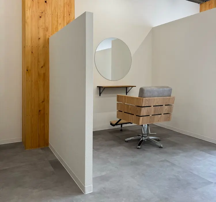 YUTORI  hair&spaの内観・外観1