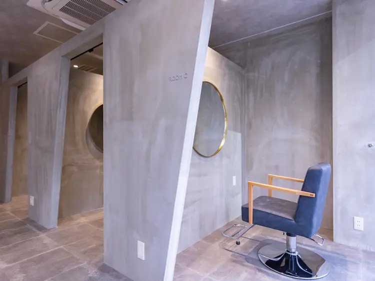 【ヘアケア特化型サロン】newi 梅田の内観・外観2