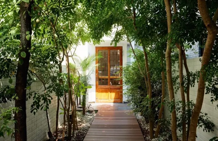 L.O.G OMOTESANDOの内観・外観1