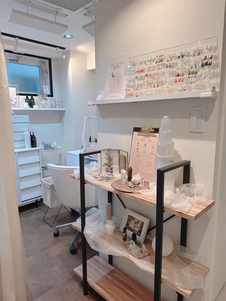 AmorNailの内観・外観1