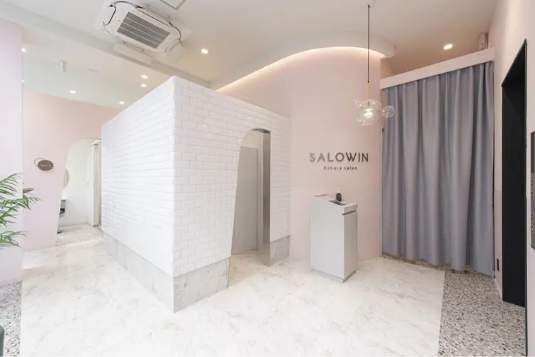 SALOWIN KITAYA PARK前の内観・外観1