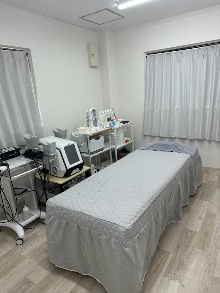 salon　merci　(メルシー)鳳支店の内観・外観2
