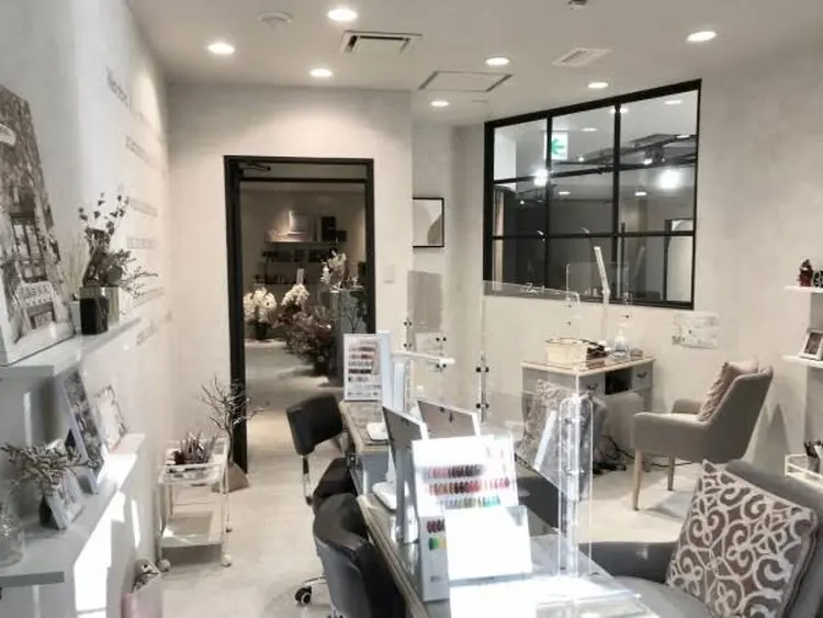 LICO NAIL&EYELASHの内観・外観2