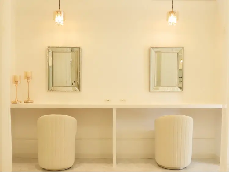 beauty salon Clochetteの内観・外観1