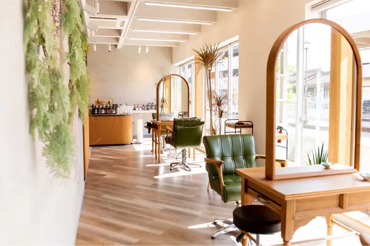 Risy hair salonの内観・外観1