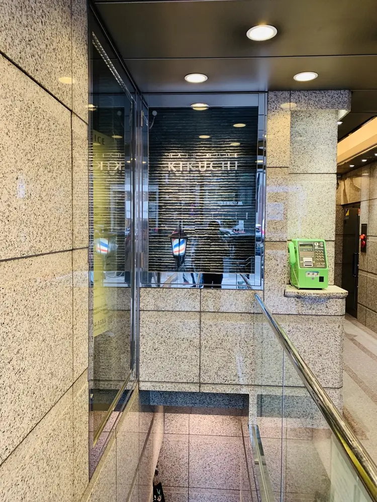 ヘアモードキクチ銀座店の内観・外観2