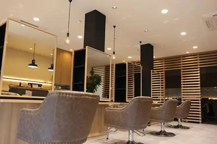 PAPASSの内観・外観1