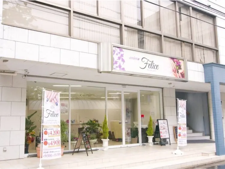 ネイルサロンFeliceBeauty春日部店の内観・外観1