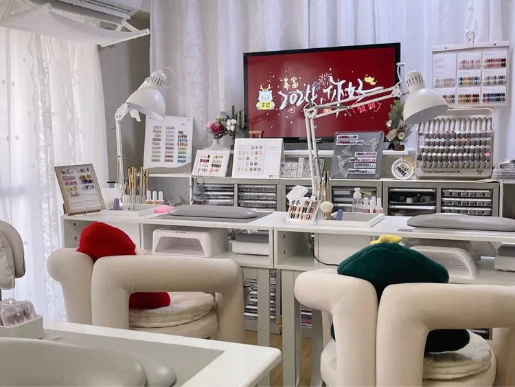 COCONAIlの内観・外観2
