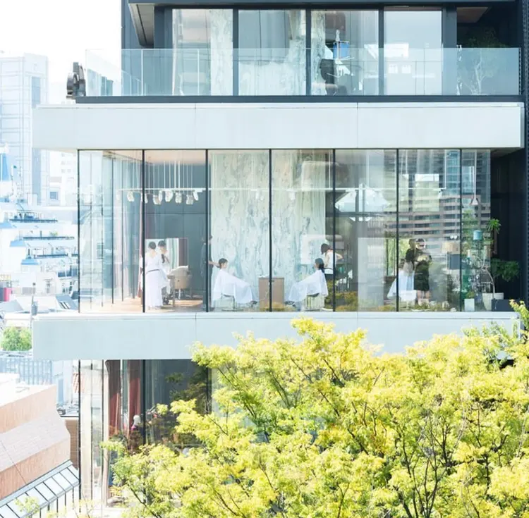 broocHの内観・外観1